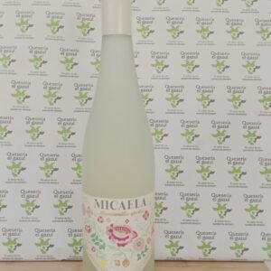 Micaela - Manzanilla Spritz